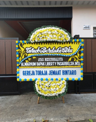 Papan Bunga Duka di Goa Balim